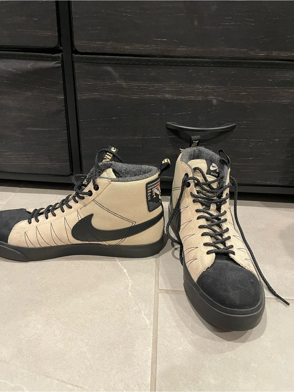 Nike Men’s Beige and Black High-Top Sneakers